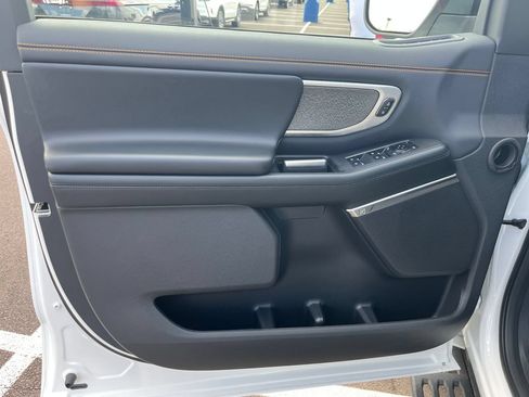 Used 2025 Ford Expedition Tremor AWD/4WD image 11
