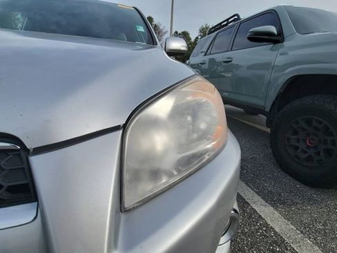 Used 2012 Toyota RAV4 Limited image 10