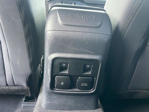 Used 2023 Ford Bronco Big Bend w/ Sasquatch Package AWD/4WD image 34