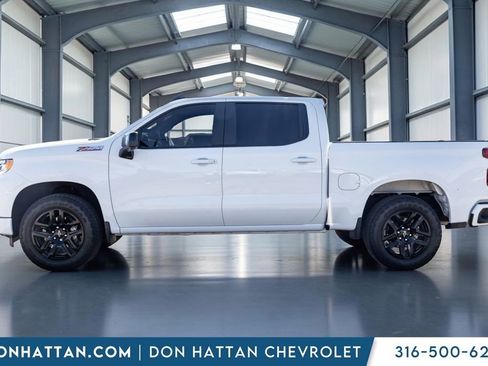 Used 2025 Chevrolet Silverado 1500 RST w/ Convenience Package II AWD/4WD image 2