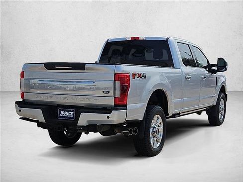 Used 2019 Ford F250 Platinum w/ Platinum Ultimate Package AWD/4WD image 5
