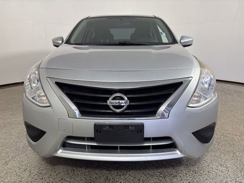 Used 2015 Nissan Versa SV image 13