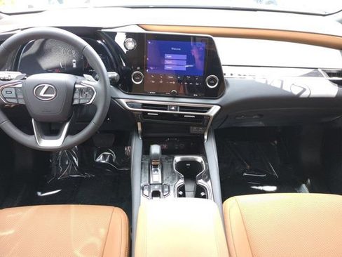 Certified 2025 Lexus RX 350 FWD w/ Accessory Package image 14