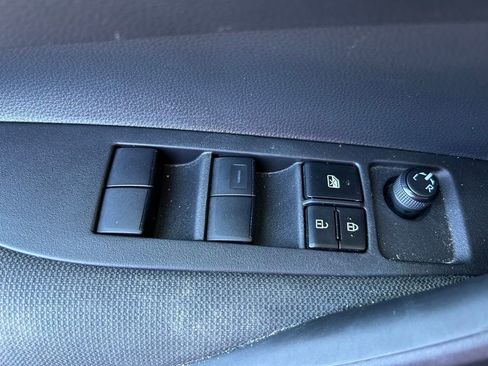 Certified 2025 Toyota Corolla LE image 16