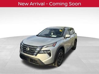 Certified 2025 Nissan Rogue SV FWD video 1