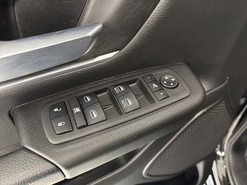 Used 2023 RAM 1500 Big Horn AWD/4WD image 18