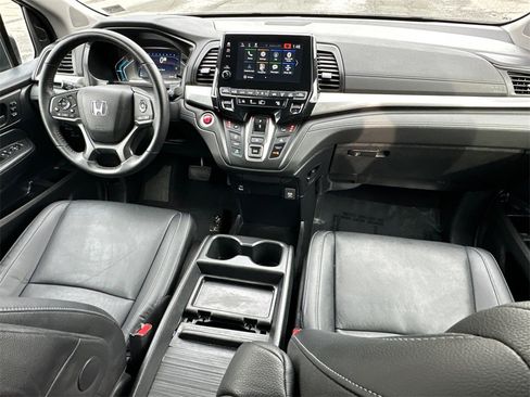 Used 2024 Honda Odyssey EX-L image 17