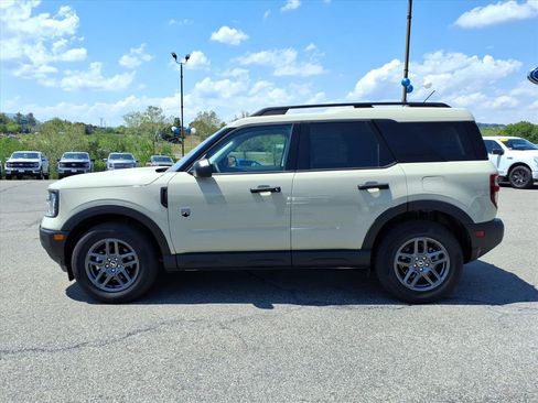 Used 2025 Ford Bronco Sport Big Bend w/ Convenience Package AWD/4WD image 2