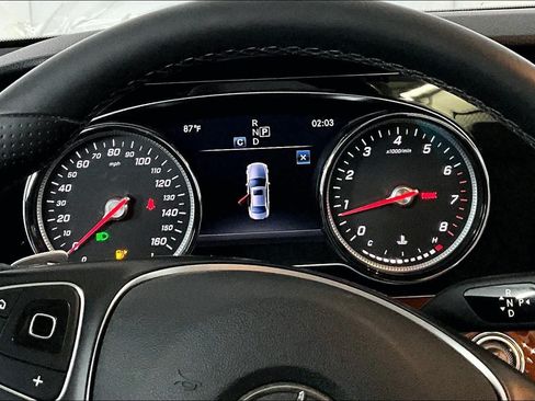 Certified 2018 Mercedes-Benz E 300 4MATIC image 26