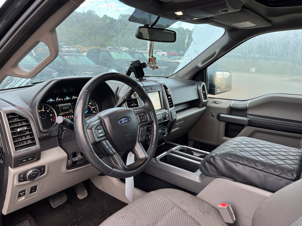 Used 2018 Ford F150 XLT w/ Equipment Group 302A Luxury AWD/4WD image 7