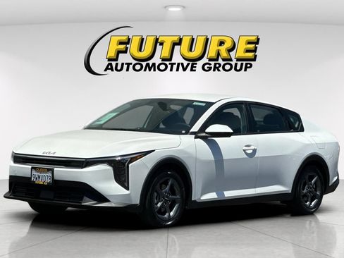 Used 2025 Kia K4 FWD image 8