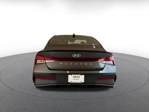 Used 2026 Hyundai Elantra Sport FWD image 12