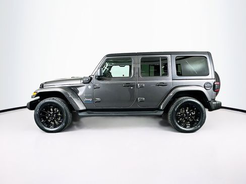 Used 2023 Jeep Wrangler Sahara w/ Cold Weather Group image 4
