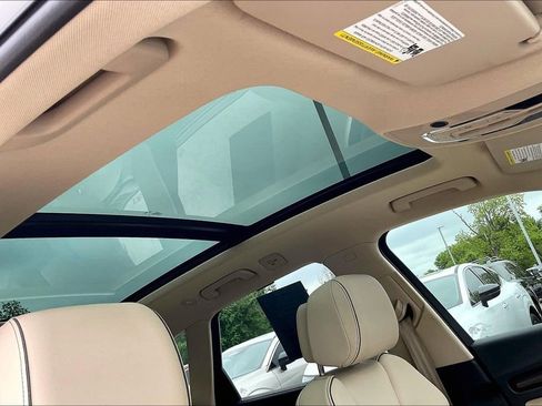 Used 2023 Audi Q5 e Premium Plus w/ Premium Plus Package AWD/4WD image 23