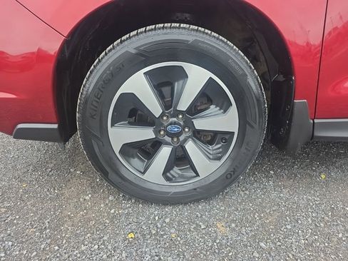Used 2018 Subaru Forester 2.5i Premium AWD/4WD image 19