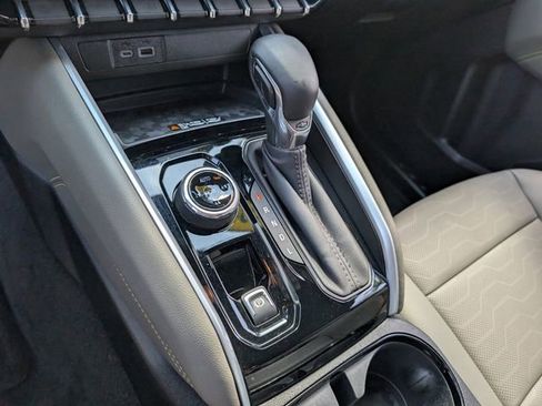 Used 2026 Chevrolet Colorado ZR2 w/ Technology Package image 27