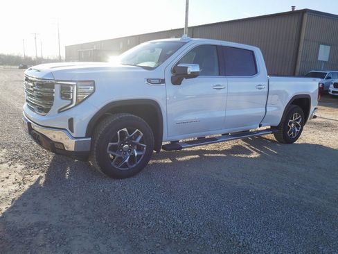 New 2026 GMC Sierra 1500 SLT w/ SLT Premium Plus Package AWD/4WD image 10