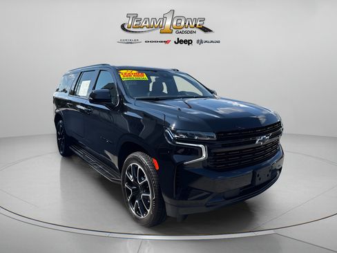 Used 2024 Chevrolet Suburban RST w/ Luxury Package AWD/4WD image 1