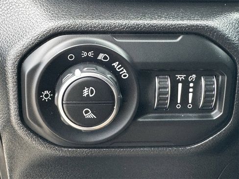 Used 2022 Jeep Gladiator Mojave image 25