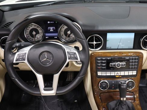 Used 2014 Mercedes-Benz SLK 250 image 55