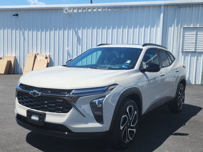 New 2026 Chevrolet Trax RS w/ Sunroof Package