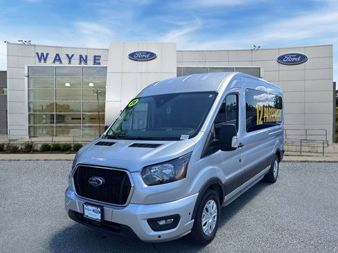 Used 2024 Ford Transit 350 XLT RWD image 2