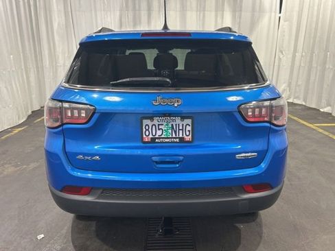 Used 2022 Jeep Compass Latitude AWD/4WD image 4