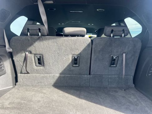 Certified 2025 GMC Acadia Elevation image 39