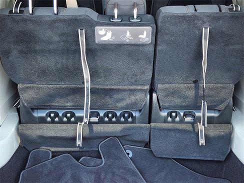 Used 2019 Chrysler Pacifica Touring image 21