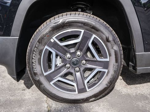 New 2026 Jeep Cherokee Limited AWD/4WD image 11