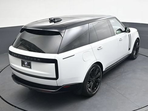 Used 2023 Land Rover Range Rover Long Wheelbase SE AWD/4WD image 22
