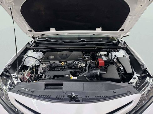 Used 2021 Toyota Camry SE FWD image 59