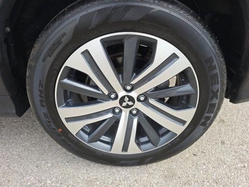 Used 2024 Mitsubishi Outlander Sport SE image 16