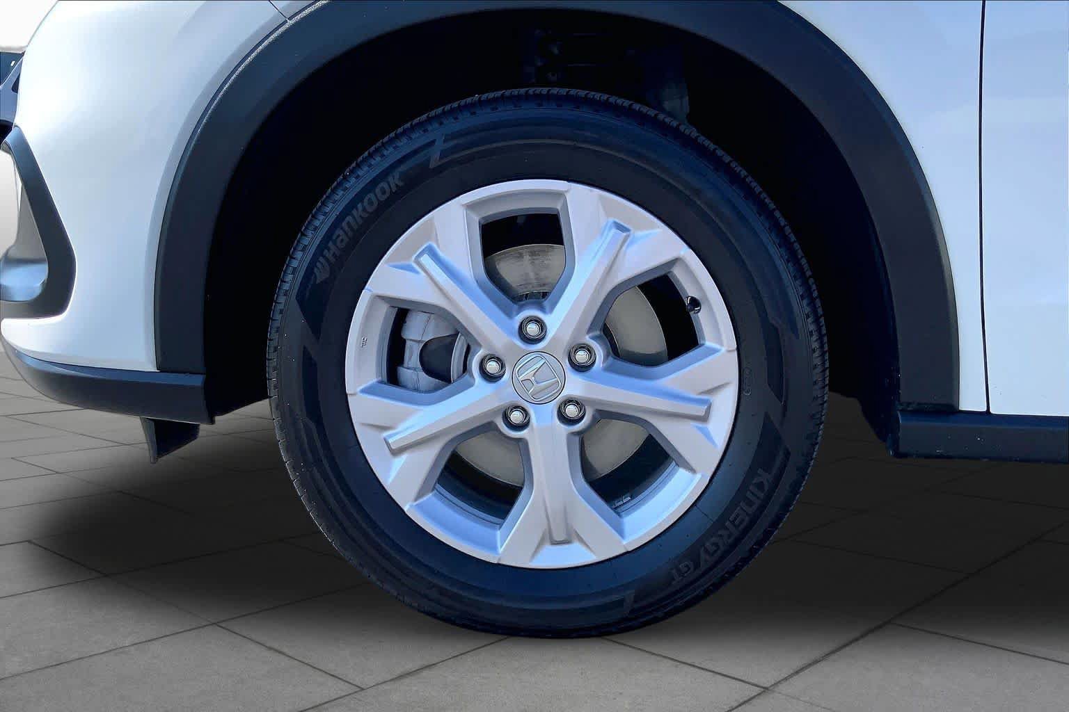 Used 2024 Honda HR-V LX image 10