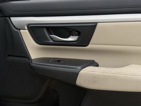 Used 2019 Honda CR-V LX image 25
