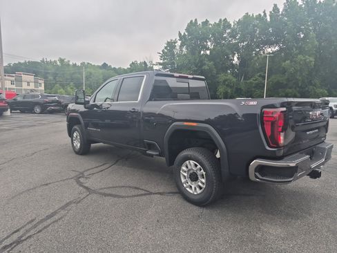 Used 2026 GMC Sierra 2500 SLE w/ SLE Value Package; AWD/4WD image 3