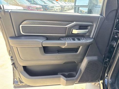 New 2026 RAM 2500 Big Horn AWD/4WD image 12