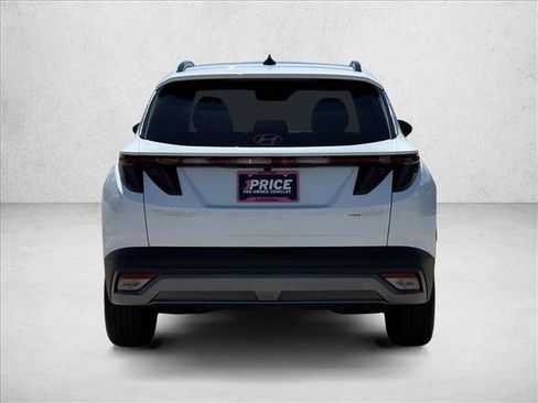 Certified 2025 Hyundai Tucson SEL AWD/4WD image 8