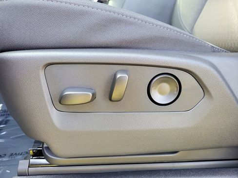 New 2026 Chevrolet Tahoe LS image 21