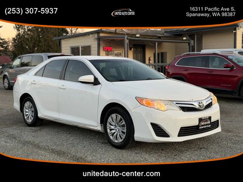 Used 2013 Toyota Camry LE image 5