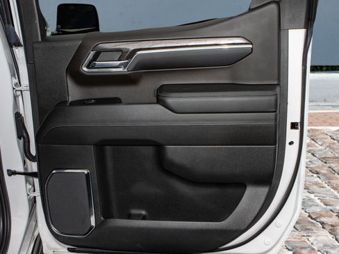 Used 2024 Chevrolet Silverado 1500 LTZ w/ LTZ Convenience Package II image 15