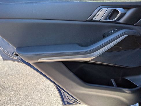 Used 2022 BMW X5 xDrive40i w/ Premium Package image 30