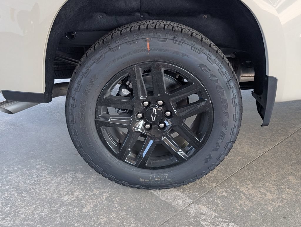New 2026 Chevrolet Silverado 1500 RST w/ RST Select Package AWD/4WD image 3