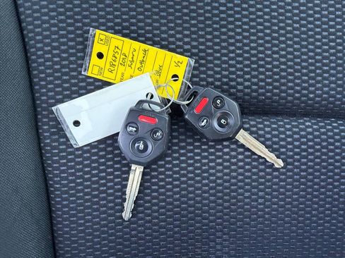 Used 2018 Subaru Outback 2.5i AWD/4WD image 38