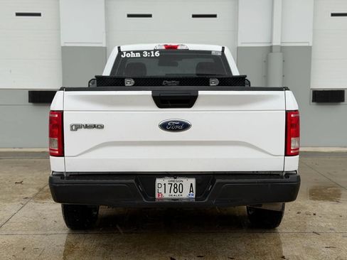Used 2017 Ford F150 XL w/ Equipment Group 101A Mid RWD image 4