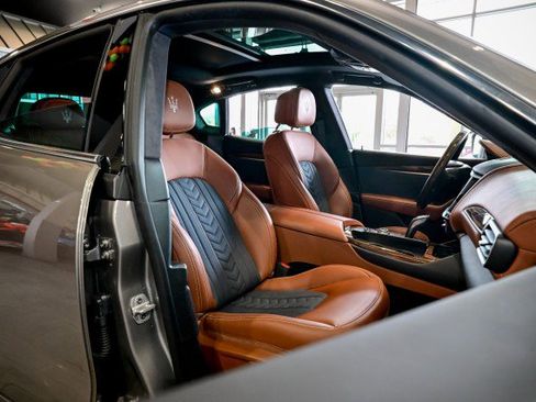 Used 2022 Maserati Levante GT image 27