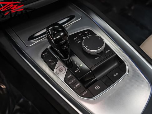 Used 2024 BMW Z4 M40i w/ Premium Package image 51