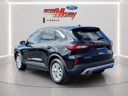 Used 2023 Ford Escape Active AWD/4WD image 7