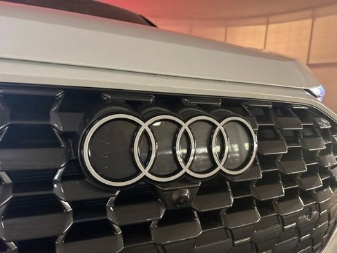 New 2025 Audi Q5 Premium Plus image 35