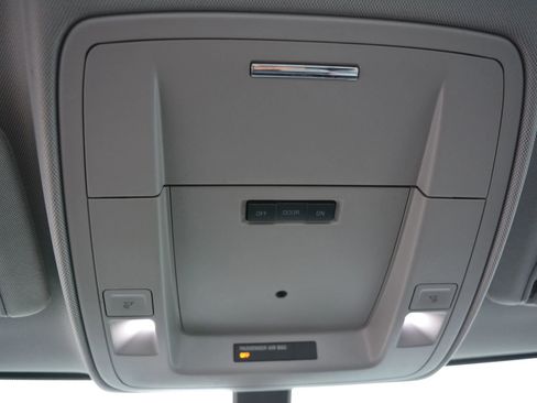 Used 2018 Chevrolet Silverado 1500 W/T w/ Trailering Package image 24